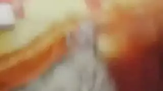 فتاة عراقية مغرية تتوسل للقضيب المصري في جلسة جنس عنيفة