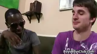 نيك ورعان من زنوج صبي يمص زب اسود كبير – سكس شواذ