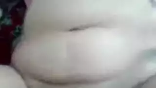 شباب عراقيين اثنين