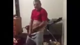 ‫إيلاج مزدوج علني في حافلة مكتظة‬