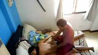 اخ واخته علي السرير شرج