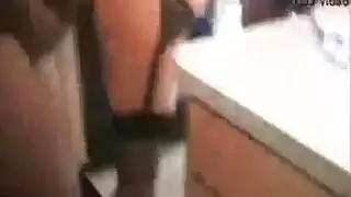 المعلم الياباني ترانزيستور فتاة فقيرة